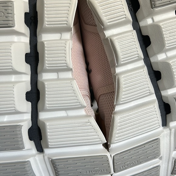 Cloud 5 Runner Shoe (Any Size) - Picture 5 of 6